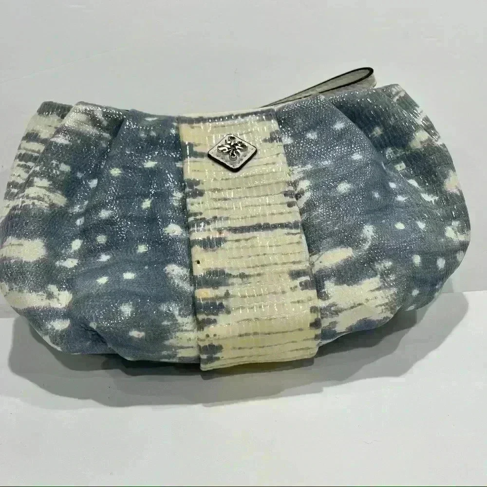 Simply Vera Wang Wristlet Wrist bag Blue and cream ❤️ - Picture 5 of 7